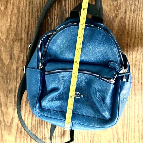 Coach Small Backpack - Picture 4 of 9